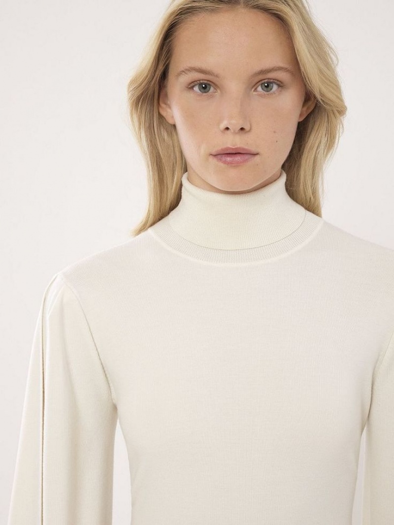 Dzianina Chloe Fitted Mock-neck Białe | CHE-SR13958