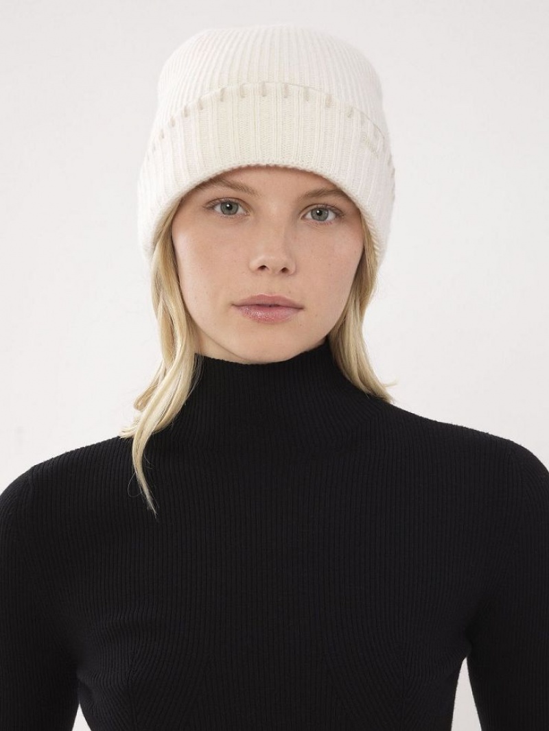 Kapelusz Chloe Żebrowany Knit Beanie Białe | CHE-SR14473