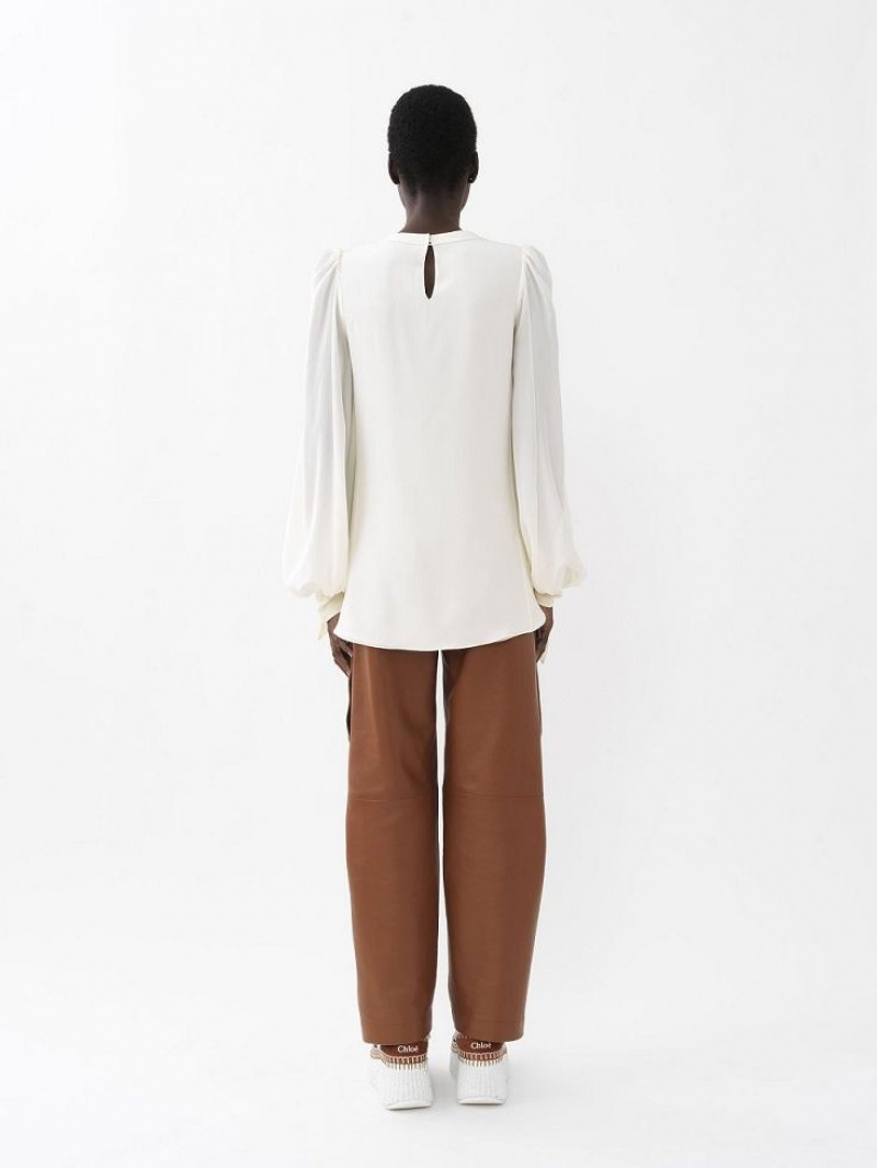 Najfatalniejszy Chloe Knot-detail Białe | CHE-SR13900